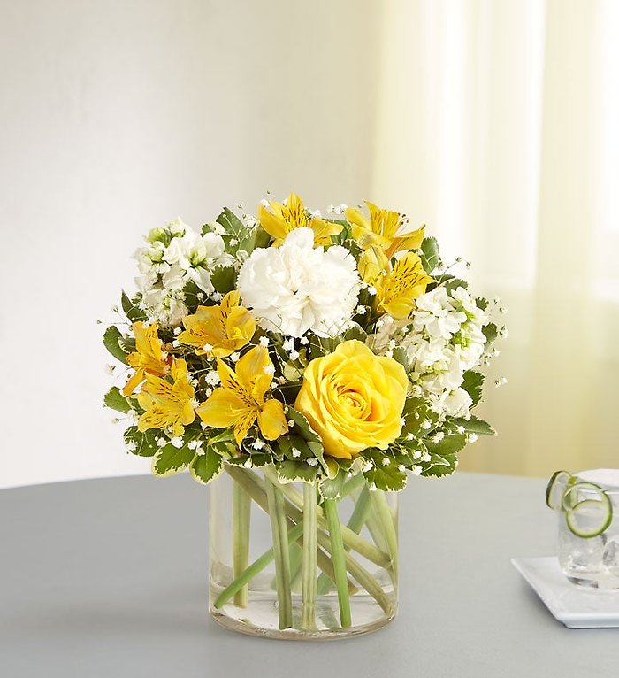 Yellow & White Delight™ Bouquet